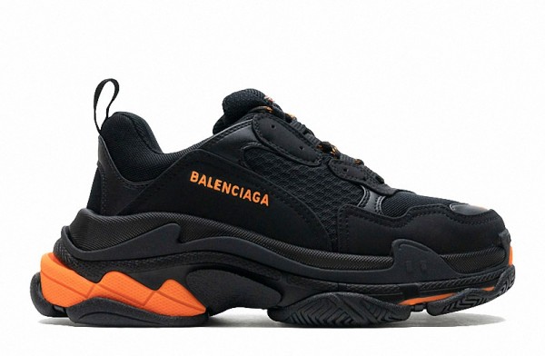 ua balenciaga triple s Hi Tech Services