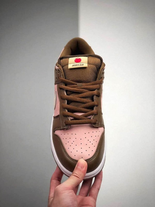 nike sb cherry stussy