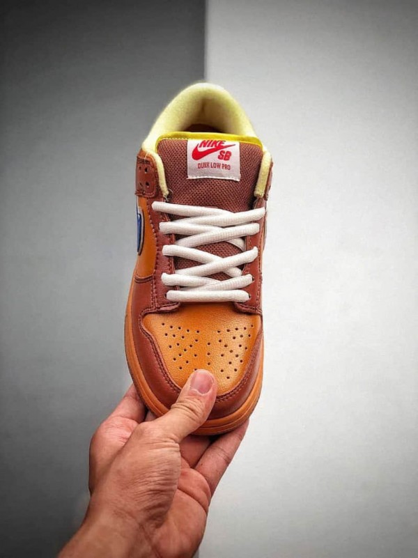 nike sb dunk low newcastle
